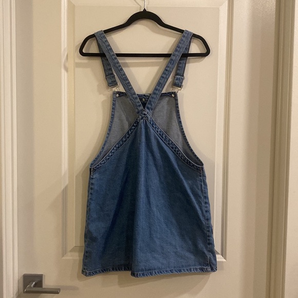Denim Co Women’s Denim Overall Dress w/Pockets for Summer - Picture 4 of 5